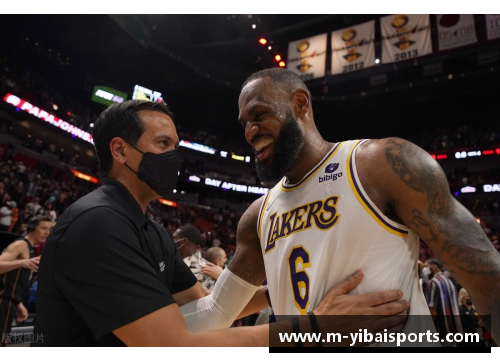 亿百体育今日NBA焦点：詹姆斯转会传闻引发球迷热议与分析 - 副本